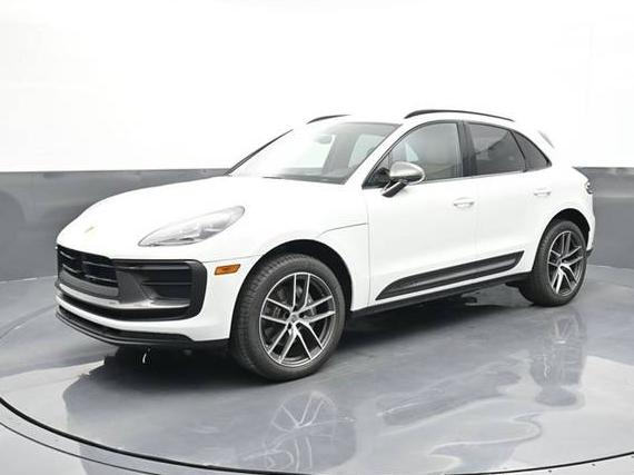 PORSCHE MACAN 2024 WP1AA2A54RLB18019 image PORSCHE MACAN 2024 WP1AA2A54RLB18019 image