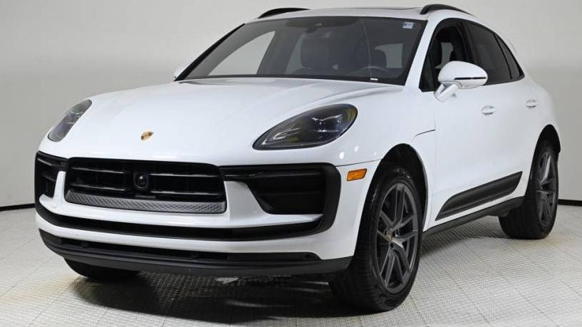 PORSCHE MACAN 2024 WP1AA2A50RLB10516 image