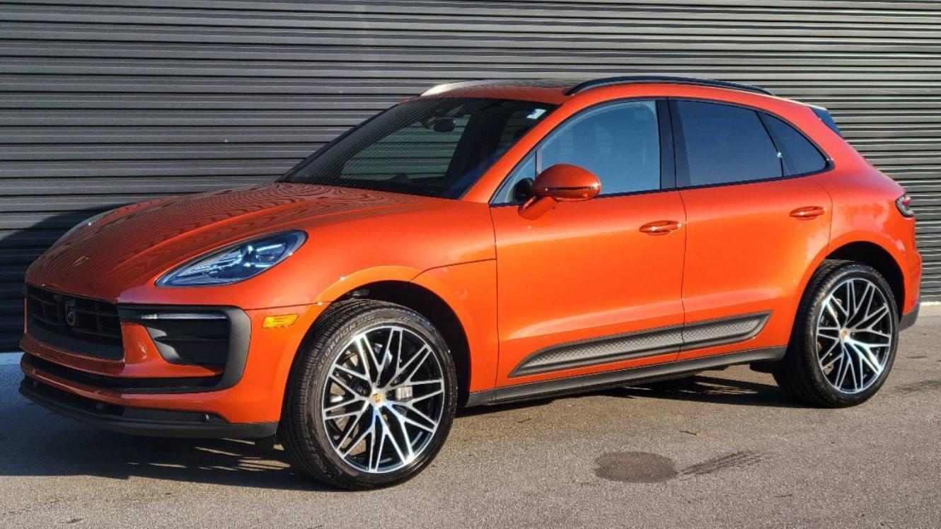 PORSCHE MACAN 2024 WP1AA2A58RLB21182 image