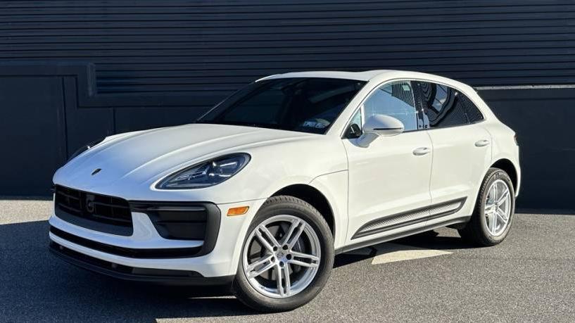 PORSCHE MACAN 2024 WP1AA2A52RLB12011 image