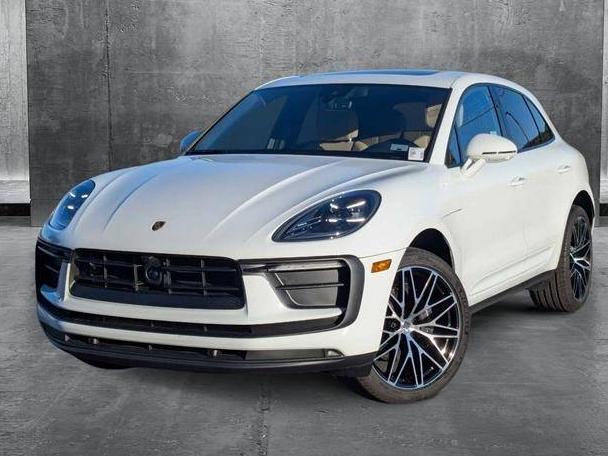 PORSCHE MACAN 2024 WP1AA2A57RLB11940 image