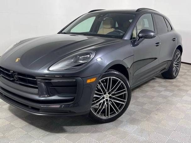 PORSCHE MACAN 2024 WP1AA2A53RLB17475 image