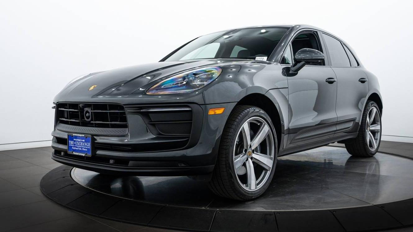 PORSCHE MACAN 2024 WP1AA2A50RLB15487 image