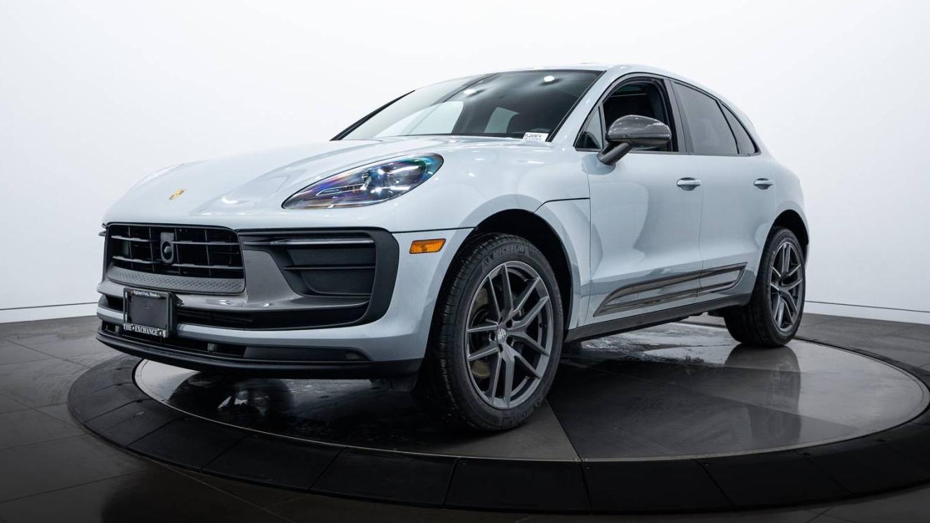 PORSCHE MACAN 2024 WP1AA2A56RLB17440 image