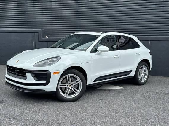 PORSCHE MACAN 2024 WP1AA2A56RLB18166 image