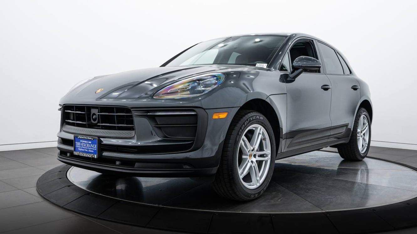 PORSCHE MACAN 2024 WP1AA2A52RLB08122 image