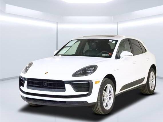 PORSCHE MACAN 2024 WP1AA2A59RLB16055 image