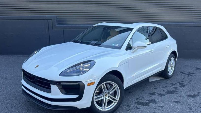 PORSCHE MACAN 2024 WP1AA2A55RLB08342 image