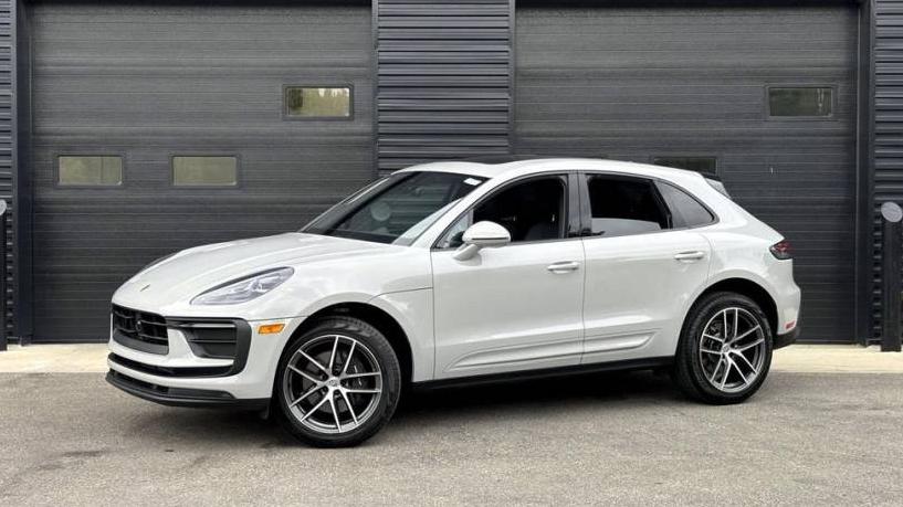 PORSCHE MACAN 2024 WP1AA2A5XRLB10443 image