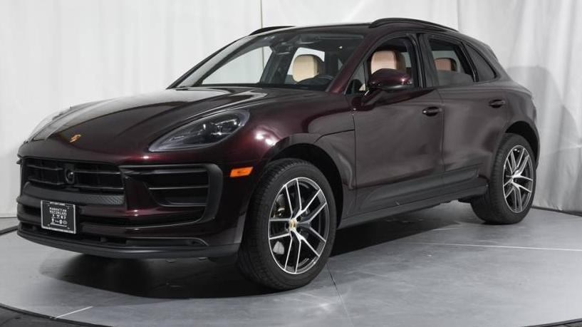 PORSCHE MACAN 2024 WP1AA2A50RLB11987 image