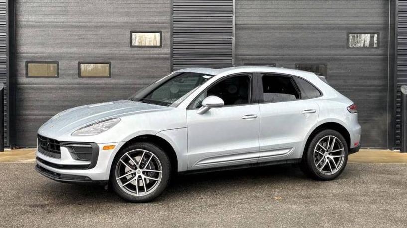 PORSCHE MACAN 2024 WP1AA2A58RLB18394 image