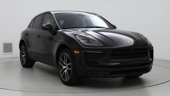 PORSCHE MACAN 2022 WP1AA2A58NLB06479 image