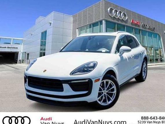 PORSCHE MACAN 2022 WP1AA2A5XNLB11148 image