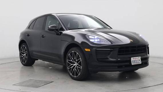 PORSCHE MACAN 2022 WP1AA2A54NLB06804 image