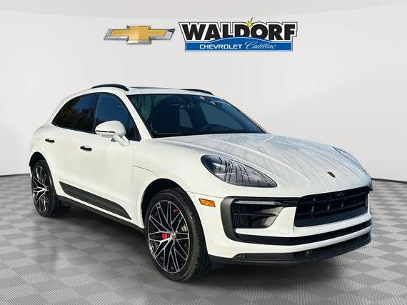 PORSCHE MACAN 2022 WP1AG2A51NLB20352 image