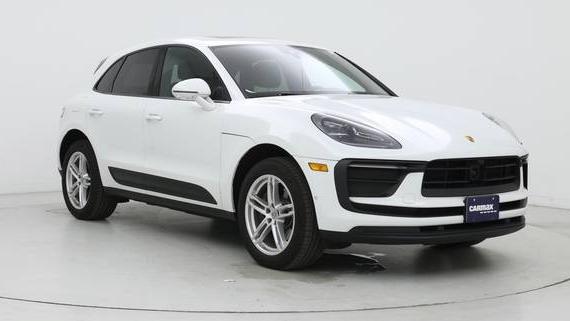 PORSCHE MACAN 2022 WP1AA2A58NLB05879 image