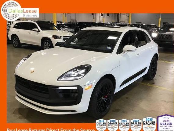 PORSCHE MACAN 2022 WP1AF2A54NLB32272 image