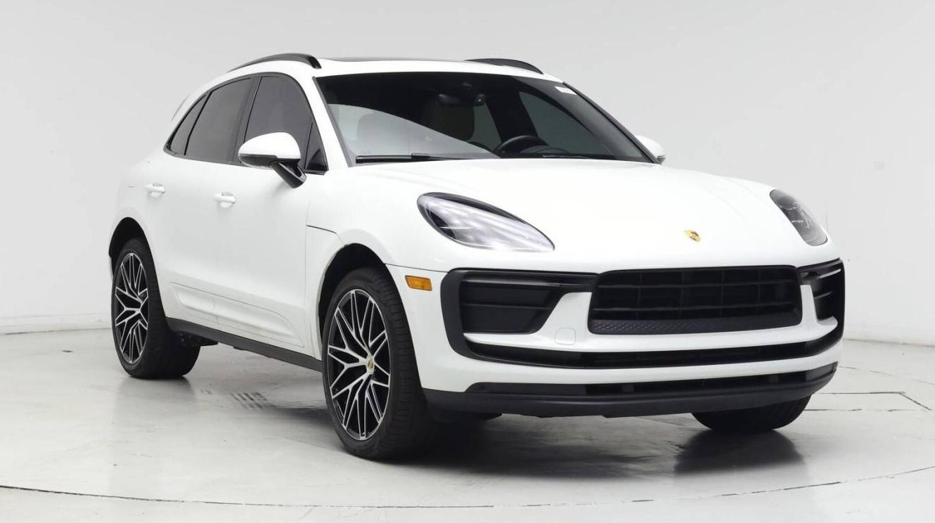 PORSCHE MACAN 2022 WP1AA2A56NLB06285 image