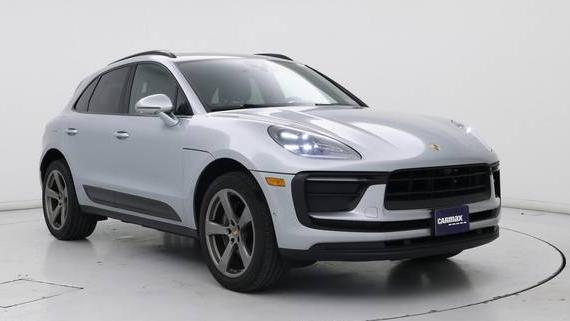 PORSCHE MACAN 2022 WP1AA2A59NLB11318 image