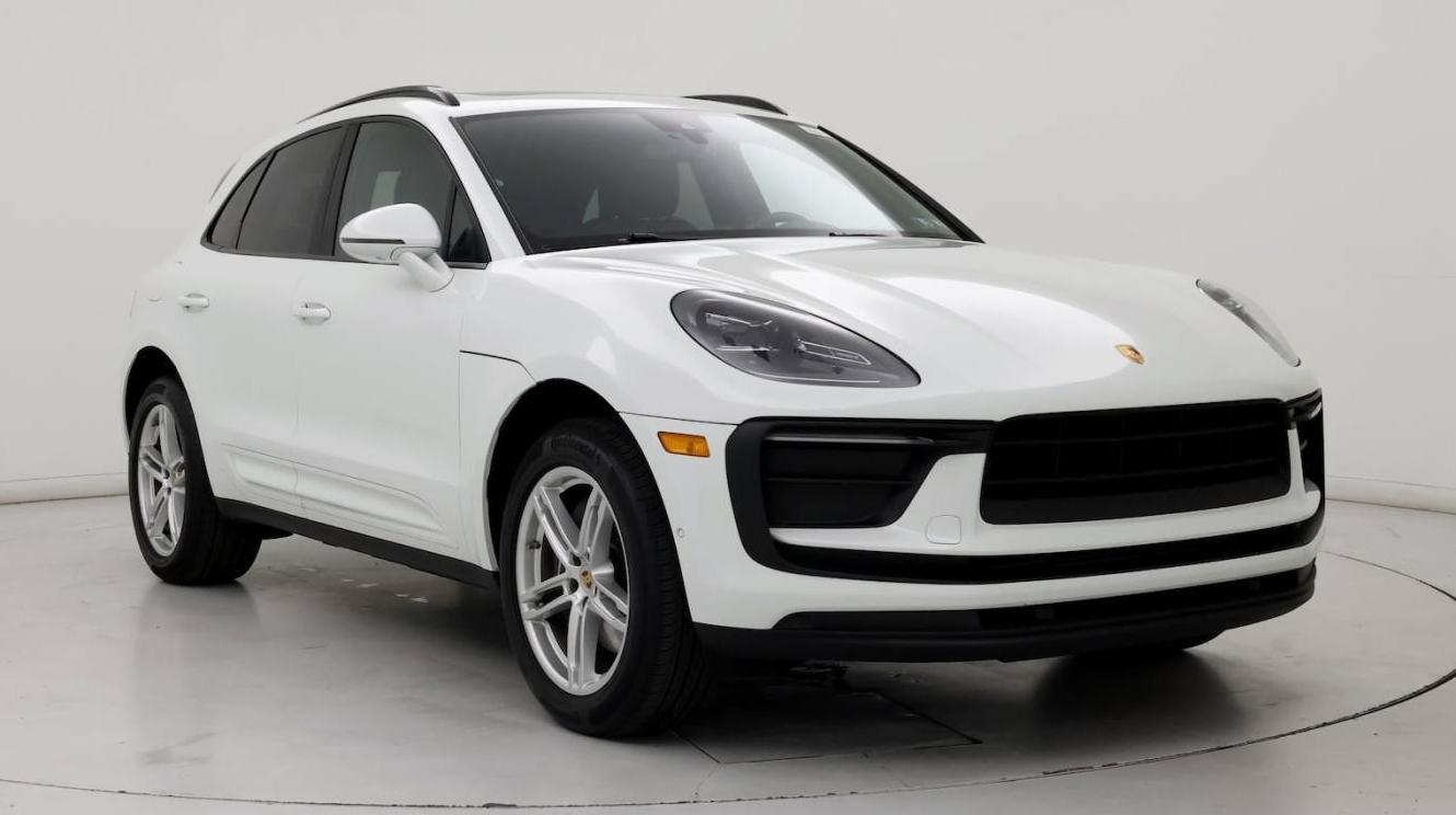 PORSCHE MACAN 2022 WP1AA2A57NLB06943 image