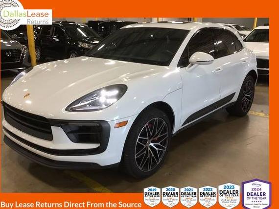 PORSCHE MACAN 2022 WP1AG2A54NLB21821 image