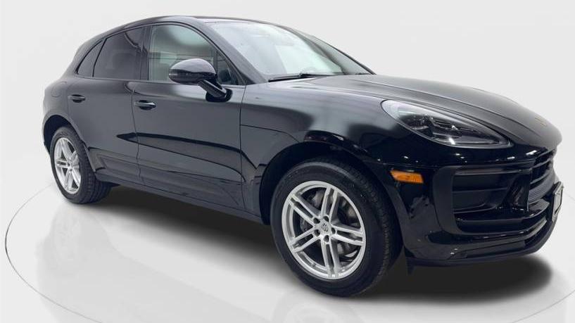 PORSCHE MACAN 2022 WP1AA2A58NLB03873 image