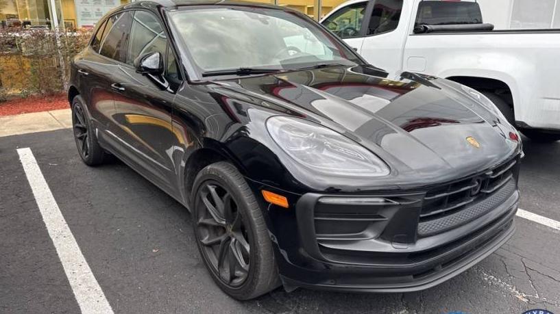 PORSCHE MACAN 2022 WP1AA2A51NLB02354 image