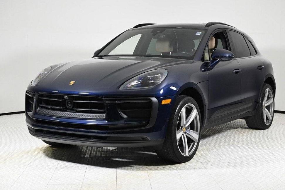 PORSCHE MACAN 2022 WP1AA2A55NLB01854 image