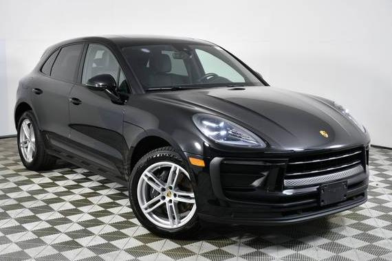 PORSCHE MACAN 2022 WP1AA2A56NLB06786 image