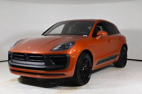 PORSCHE MACAN 2022 WP1AF2A53NLB31002 image