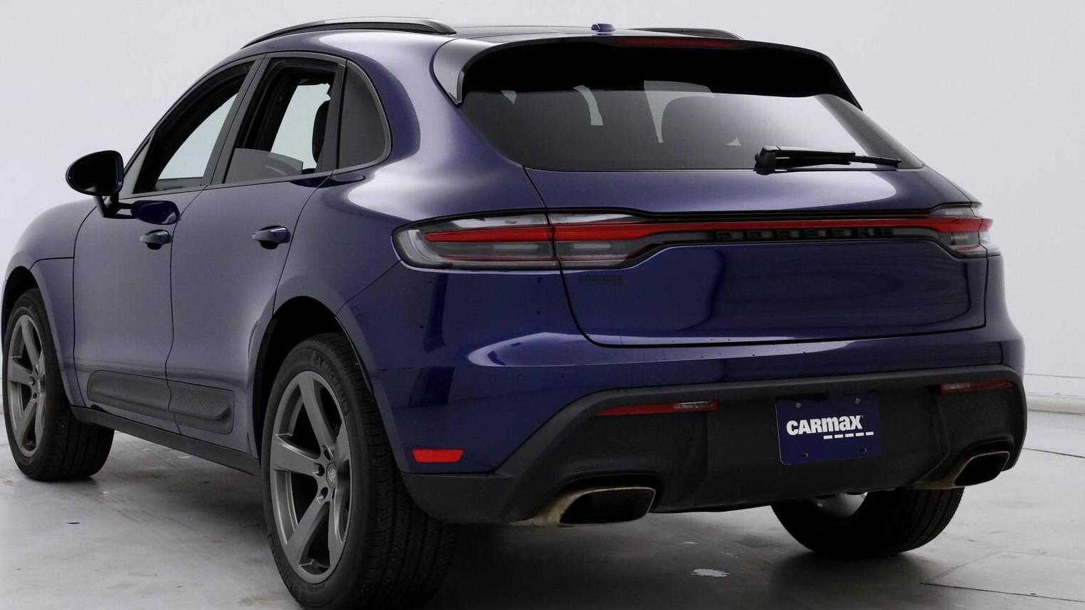 PORSCHE MACAN 2022 WP1AA2A56NLB09056 image