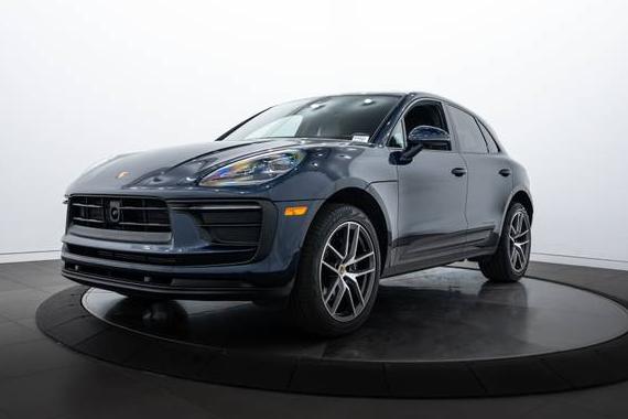 PORSCHE MACAN 2022 WP1AA2A53NLB08897 image