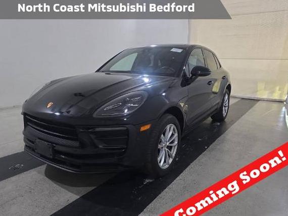 PORSCHE MACAN 2022 WP1AA2A56NLB08358 image