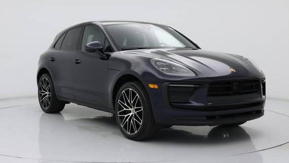 PORSCHE MACAN 2022 WP1AA2A58NLB01668 image