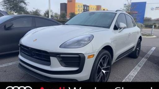 PORSCHE MACAN 2022 WP1AA2A57NLB01466 image