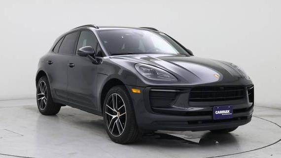 PORSCHE MACAN 2022 WP1AA2A55NLB00560 image