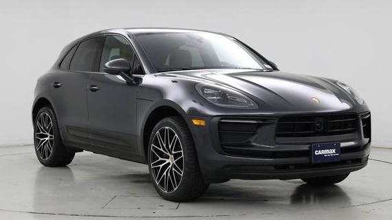 PORSCHE MACAN 2022 WP1AA2A54NLB05104 image