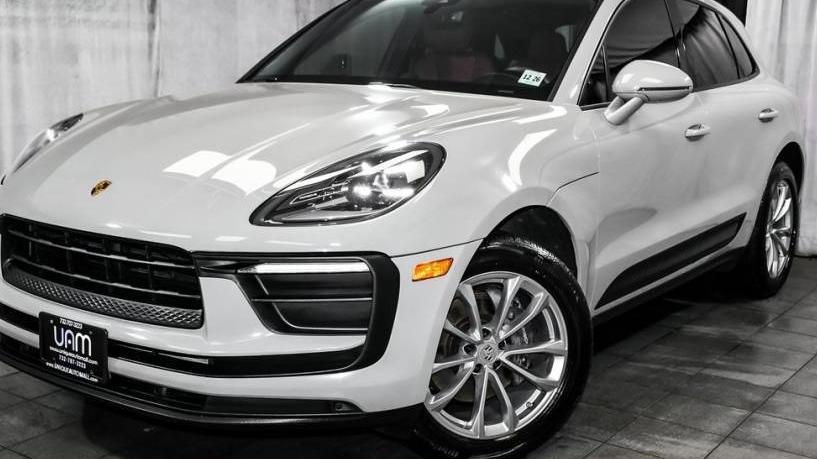 PORSCHE MACAN 2022 WP1AA2A53NLB02789 image