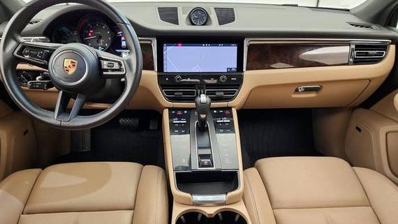 PORSCHE MACAN 2022 WP1AA2A58NLB05736 image