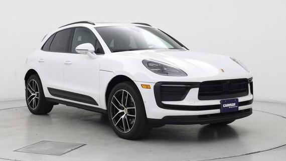 PORSCHE MACAN 2022 WP1AA2A55NLB00025 image