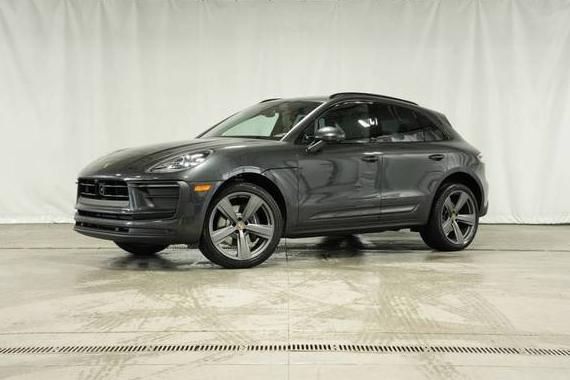 PORSCHE MACAN 2025 WP1AA2A56SLB02572 image