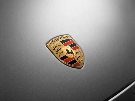 PORSCHE CAYENNE 2019 WP1AA2AY7KDA15235 image