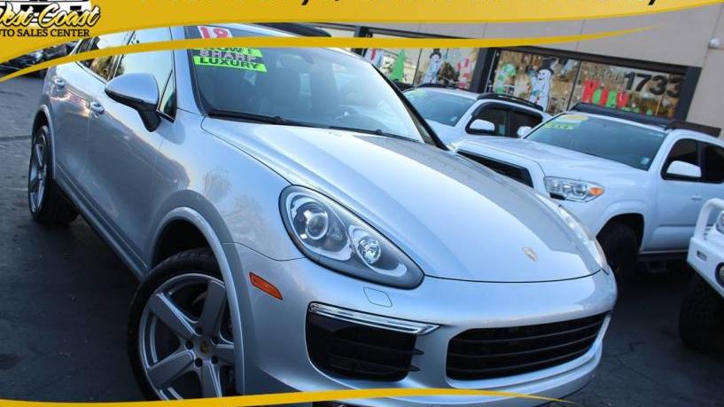 PORSCHE CAYENNE 2018 WP1AA2A23JKA01497 image