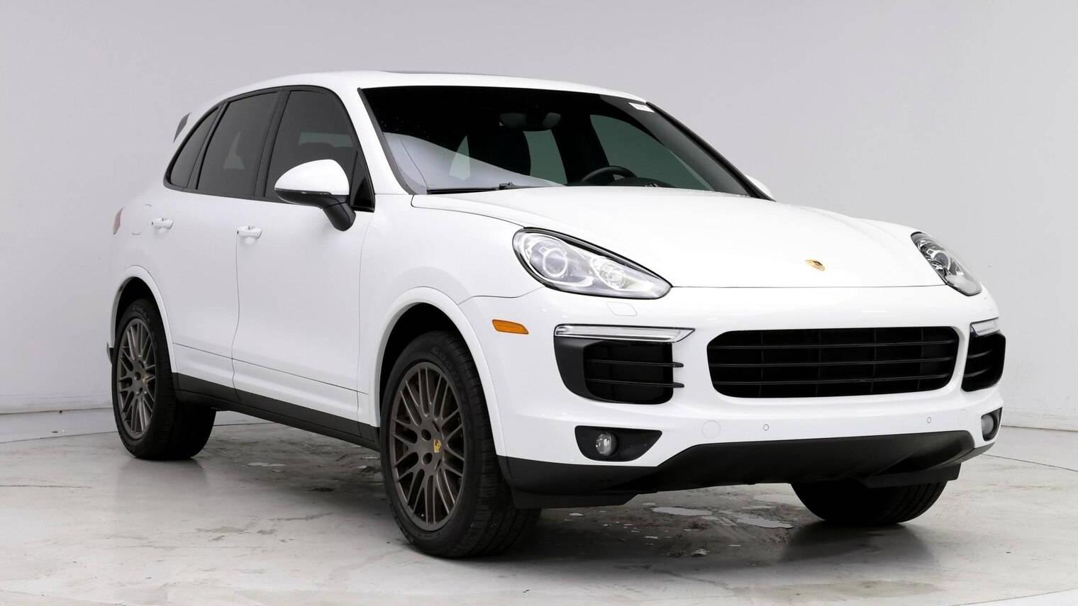 PORSCHE CAYENNE 2018 WP1AA2A28JKA05156 image