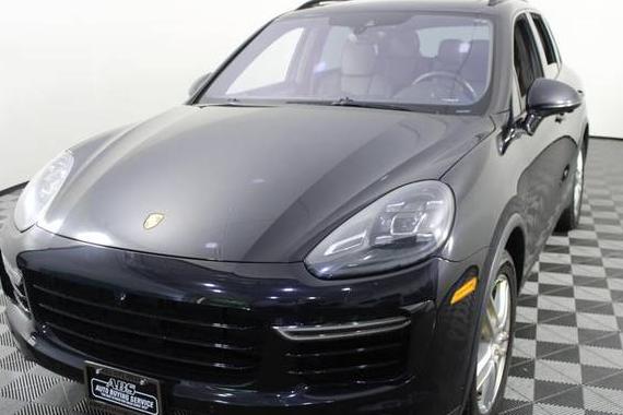PORSCHE CAYENNE 2018 WP1AC2A27JLA85327 image