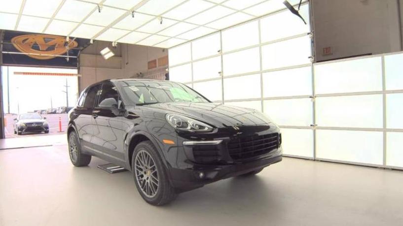 PORSCHE CAYENNE 2018 WP1AA2A28JKA07148 image