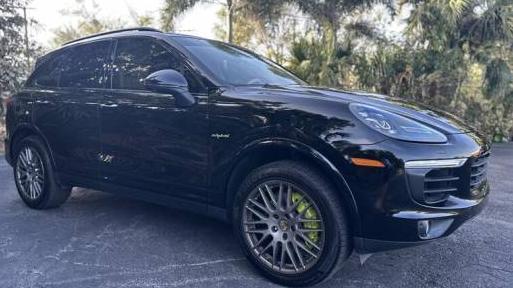 PORSCHE CAYENNE 2017 WP1AE2A25HLA71625 image