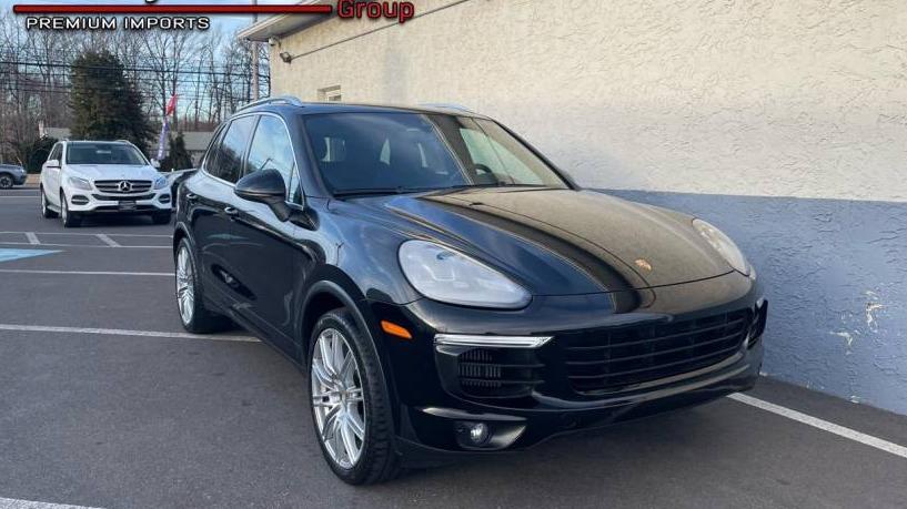 PORSCHE CAYENNE 2017 WP1AB2A29HLA50270 image