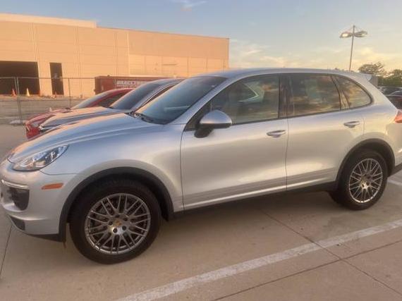 PORSCHE CAYENNE 2017 WP1AB2A26HLA51134 image