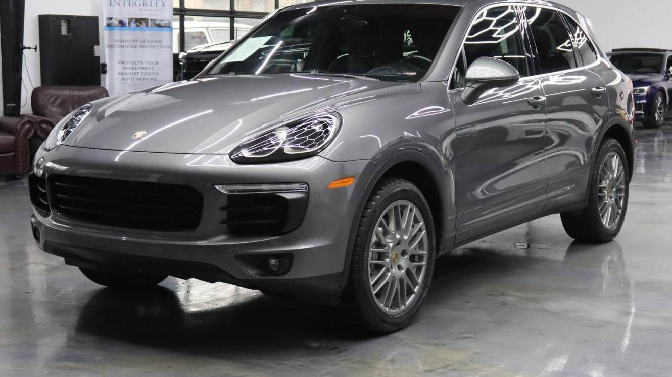 PORSCHE CAYENNE 2017 WP1AB2A27HLA52678 image